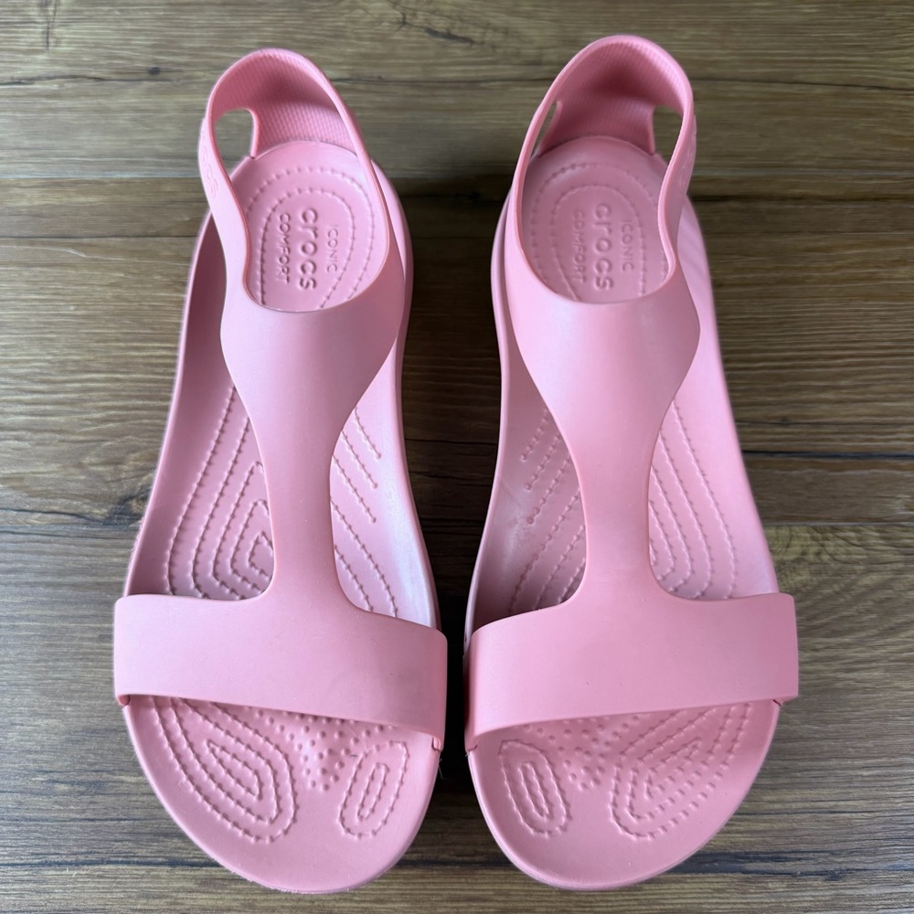 Crocs "Serena" Peachy Pink Iconic Comfort Waterproof T-Strap Sandal Size‎ 8